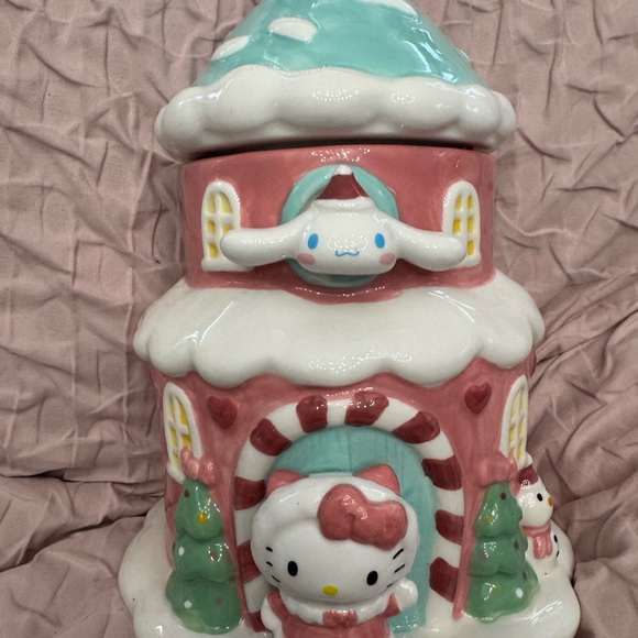 BLUE SKY 50TH ANNIVERSARY HELLO KITTY WINTER CHRISTMAS COOKIE JAR/CANISTER NEW - Picture 15 of 15